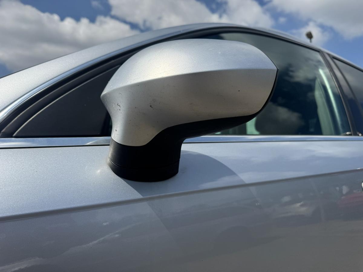 Seat Exeo original Au&szlig;enspiegel links LS7Y Lunasilber elektrisch verstellber Bj.2010
